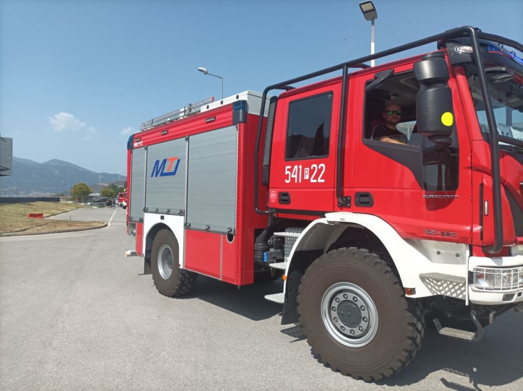 Έτοιμη να ριχθούν στην μάχη των πυρκαγιών οι Πολωνοί πυροσβέστες