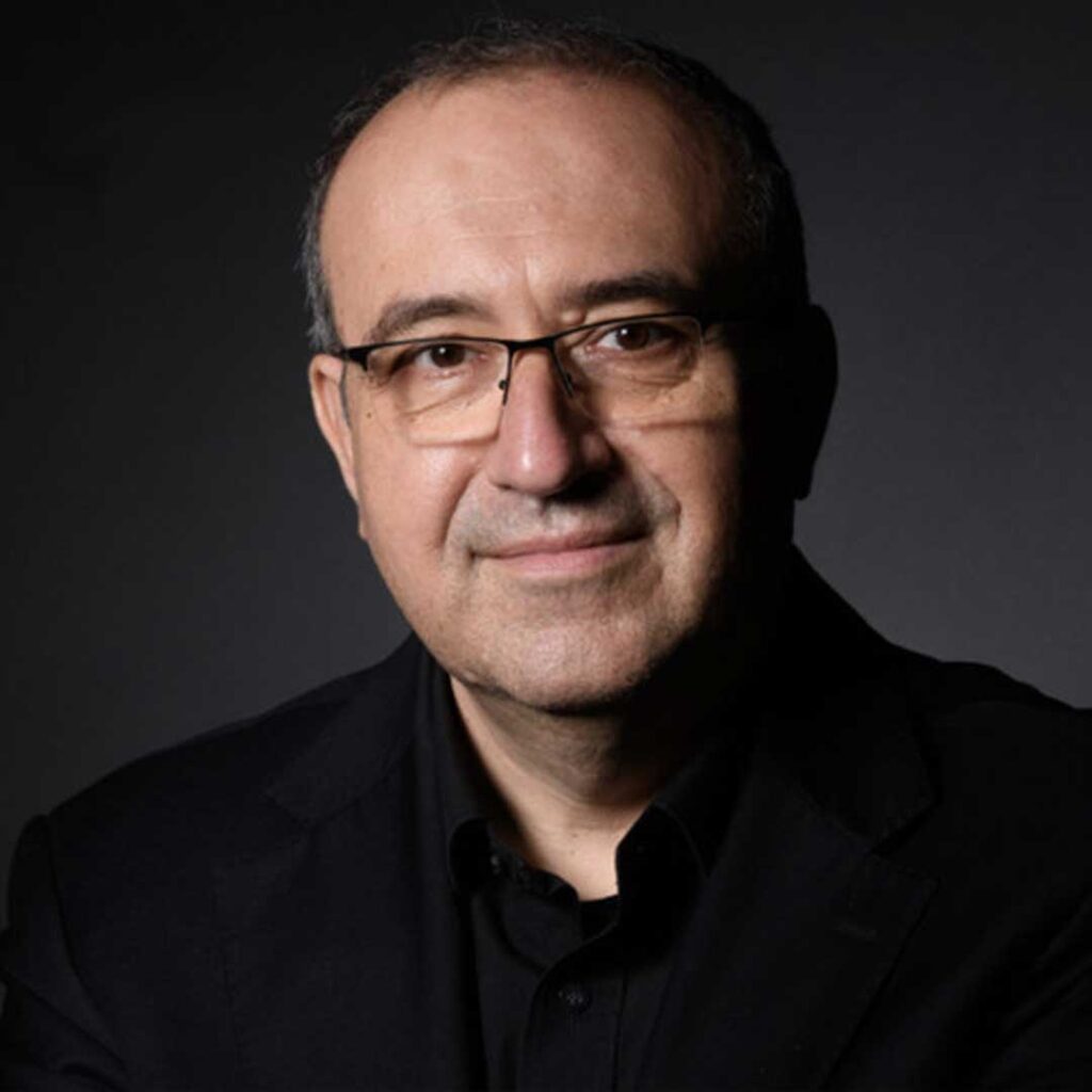 Βόλος: Ο Θ. Σίδερης στις Σταγιάτες για την προβολή της ταινίας του “Τα ρόδια του Ναγκόρνο Καραμπάχ”