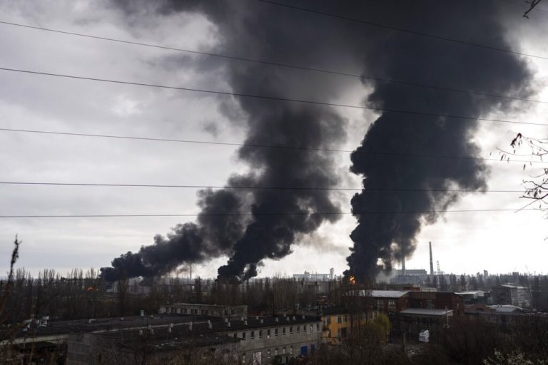 Ουκρανία: Ρωσική αεροπορική επιδρομή στην Οδησσό – Ενεργοποιήθηκε η ουκρανική αντιαεροπορική άμυνα