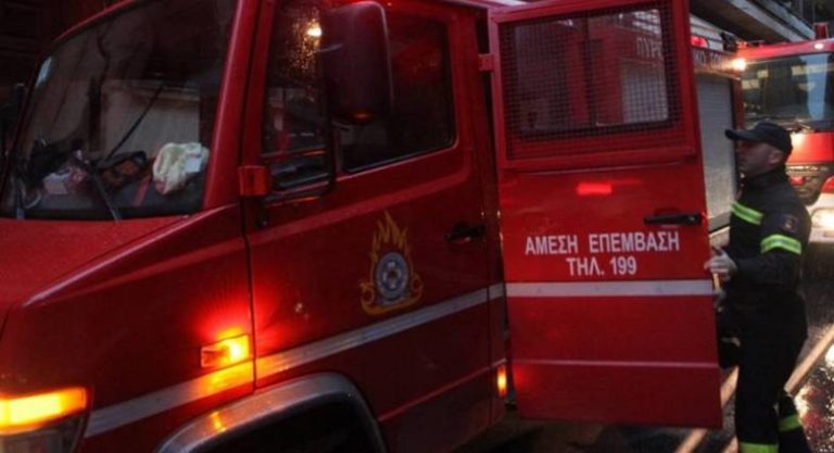 Κρήτη: Φωτιά σε πιεστήρια εφημερίδας στο Ηράκλειο
