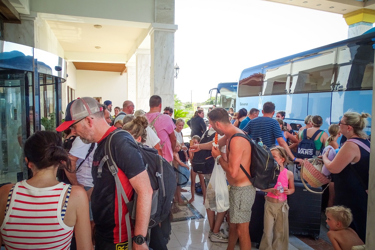 Όλγα Κεφαλογιάννη σε διεθνή ΜΜΕ: Άμεση προτεραιότητα η ασφαλής επιστροφή των τουριστών στις πατρίδες τους