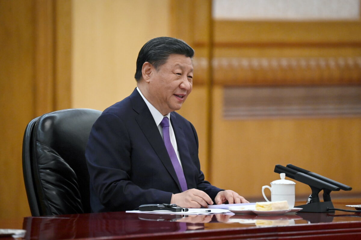Κίνα: Ο πρόεδρος Σι συναντά στο Πεκίνο τον πρώην Υπουργό Εξωτερικών των ΗΠΑ Χένρι Κίσινγκερ