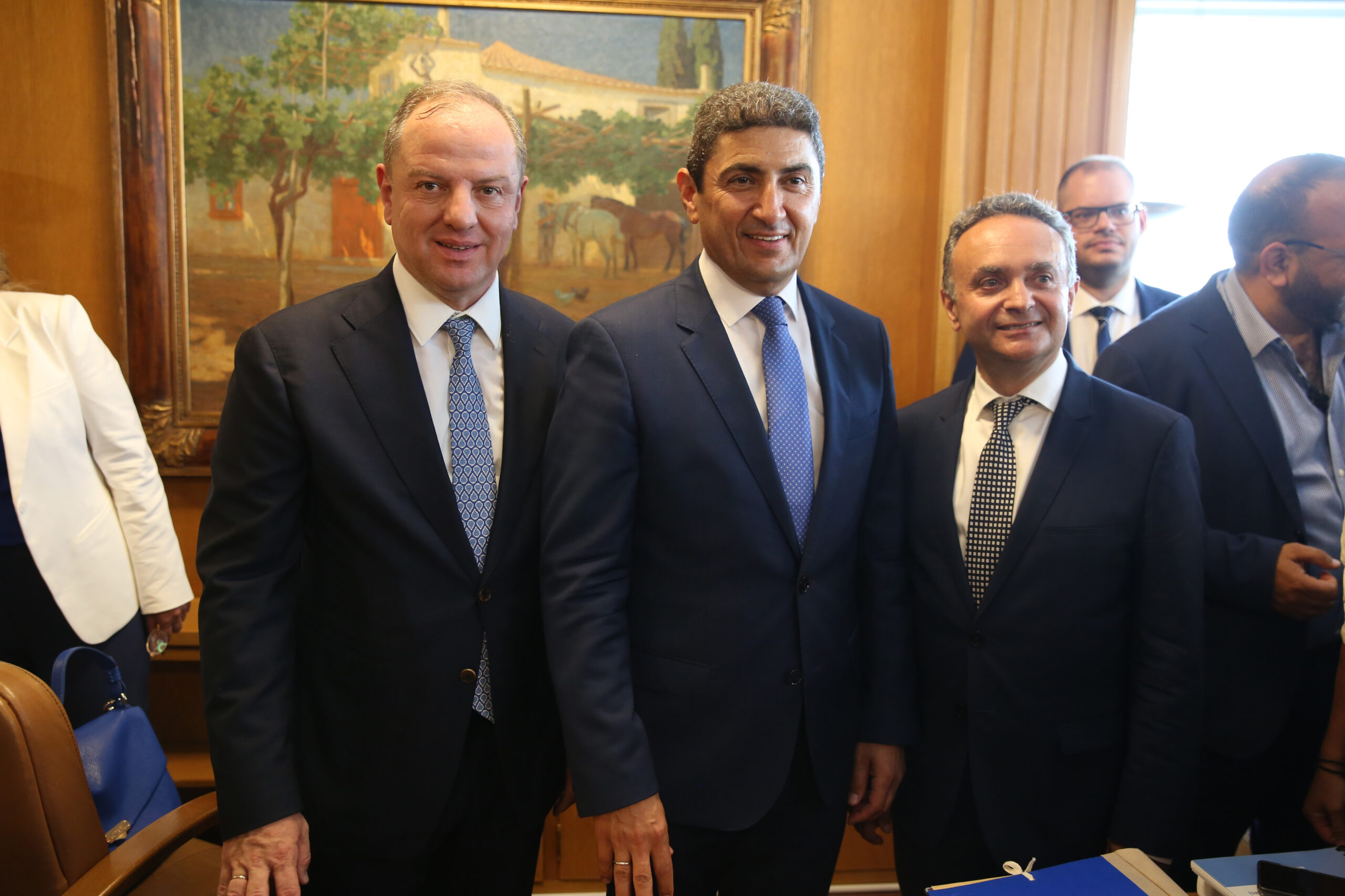 ΠΑΡΑΔΟΣΗ ΠΑΡΑΛΑΒΗ ΥΠΟΥΡΓΕΙΟΥ ΑΓΡΟΤΙΚΗΣ ΑΝΑΠΤΥΞΗΣ ΚΑΙ ΤΡΟΦΙΜΩΝ