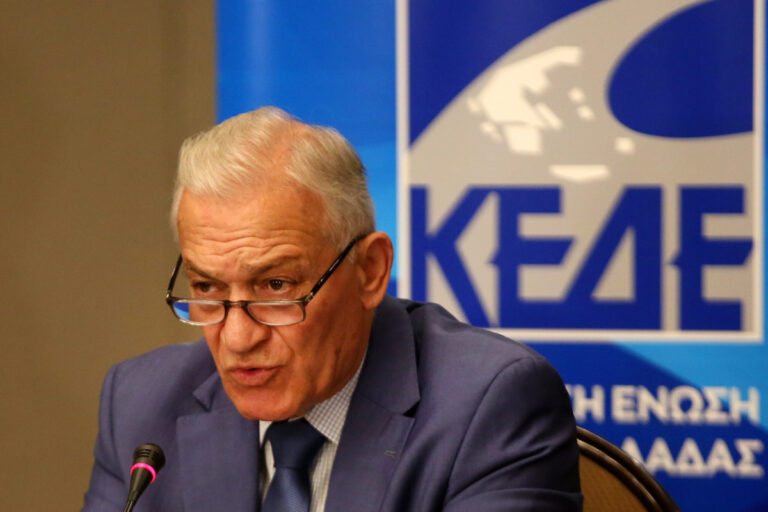 Κλιμάκιο της ΚΕΔΕ με επικεφαλής τον πρόεδρο Λάζαρο Κυρίζογλου επισκέφθηκε τις πληγείσες περιοχές του νησιού της Ρόδου