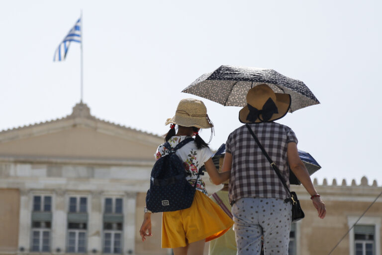 Καύσωνας Κλέων: «Στον φούρνο» η χώρα – Έρχεται ρεκόρ ζέστης Παρασκευή και Σάββατο