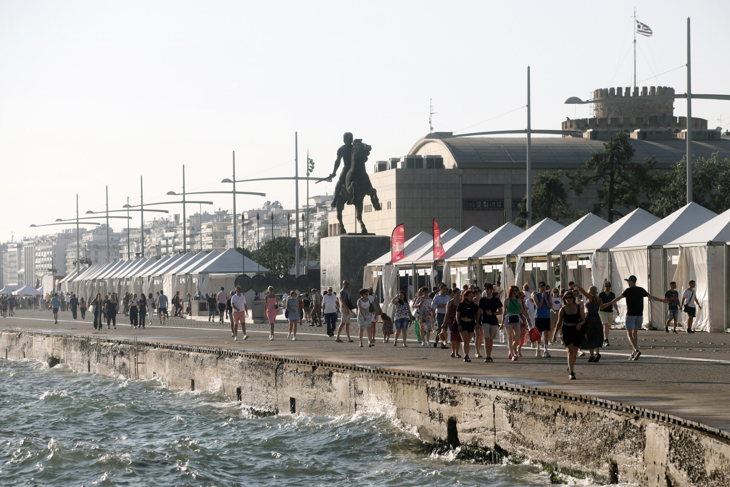 Θεσσαλονίκη: Αυλαία με τις καλύτερες εντυπώσεις για το 42ο Φεστιβάλ βιβλίου
