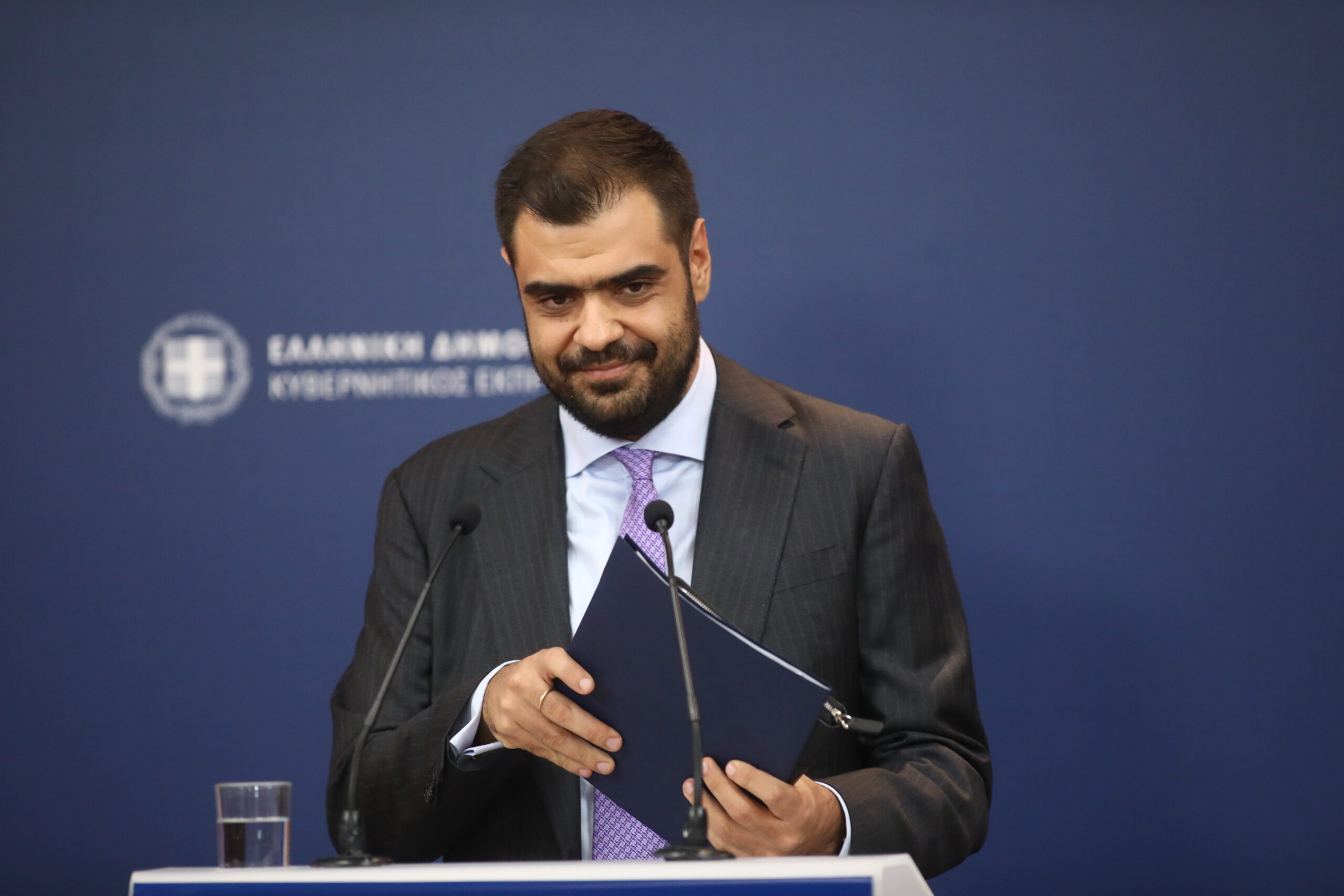 ΕΝΗΜΕΡΩΣΗ ΤΩΝ ΠΟΛΙΤΙΚΩΝ ΣΥΝΤΑΚΤΩΝ ΑΠΟ ΤΟΝ ΚΥΒΕΡΝΗΤΙΚΟ ΕΚΠΡΟΣΩΠΟ ΠΑΥΛΟ ΜΑΡΙΝΑΚΗ (ΓΙΑΝΝΗΣ ΠΑΝΑΓΟΠΟΥΛΟΣ/EUROKINISSI)