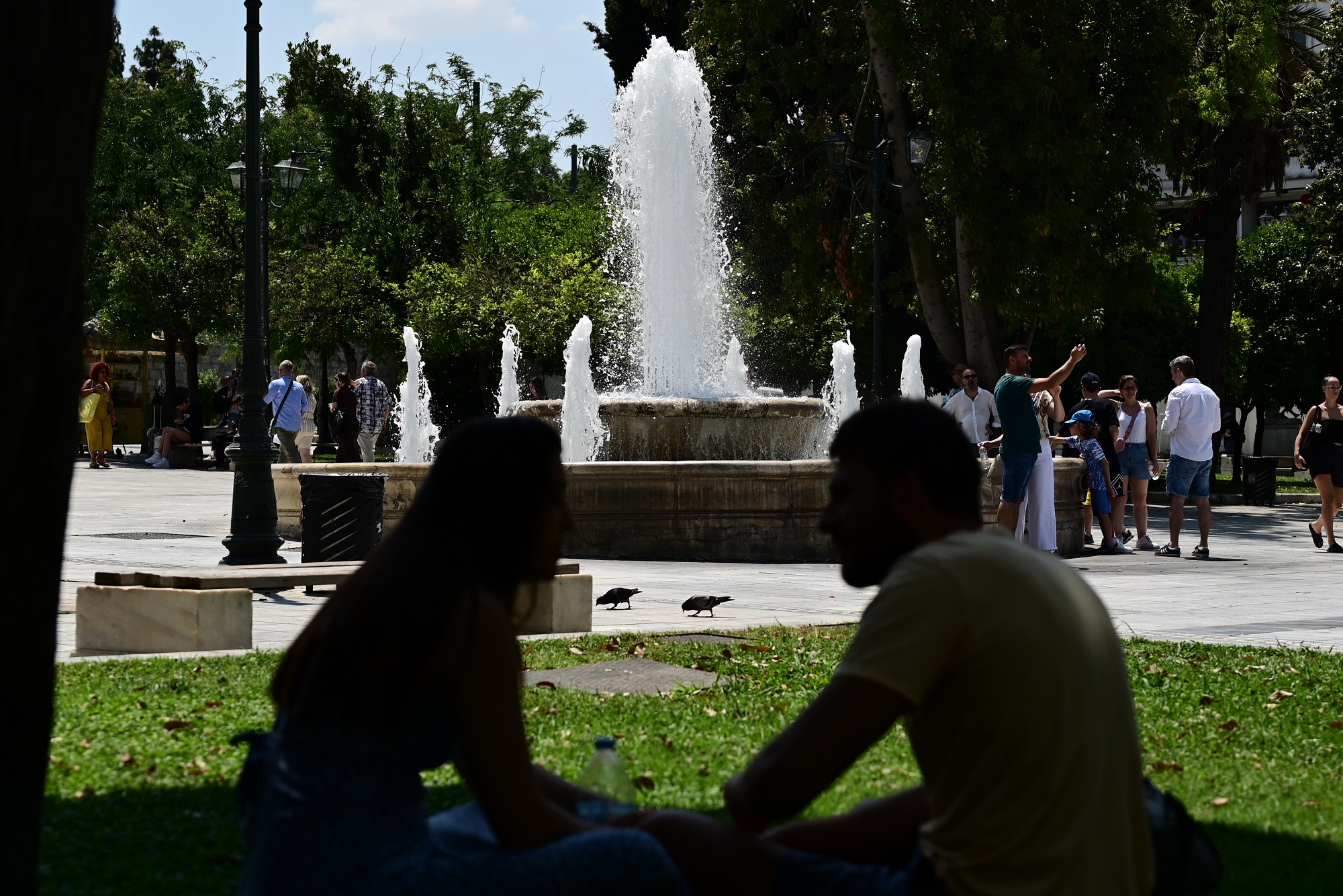 ΣΤΙΓΜΙΟΤΥΠΑ ΖΕΣΤΗΣ ΑΠΟ ΤΟ ΚΕΝΤΡΟ ΤΗΣ ΑΘΗΝΑΣ (ΜΙΧΑΛΗΣ ΚΑΡΑΓΙΑΝΝΗΣ/EUROKINISSI)