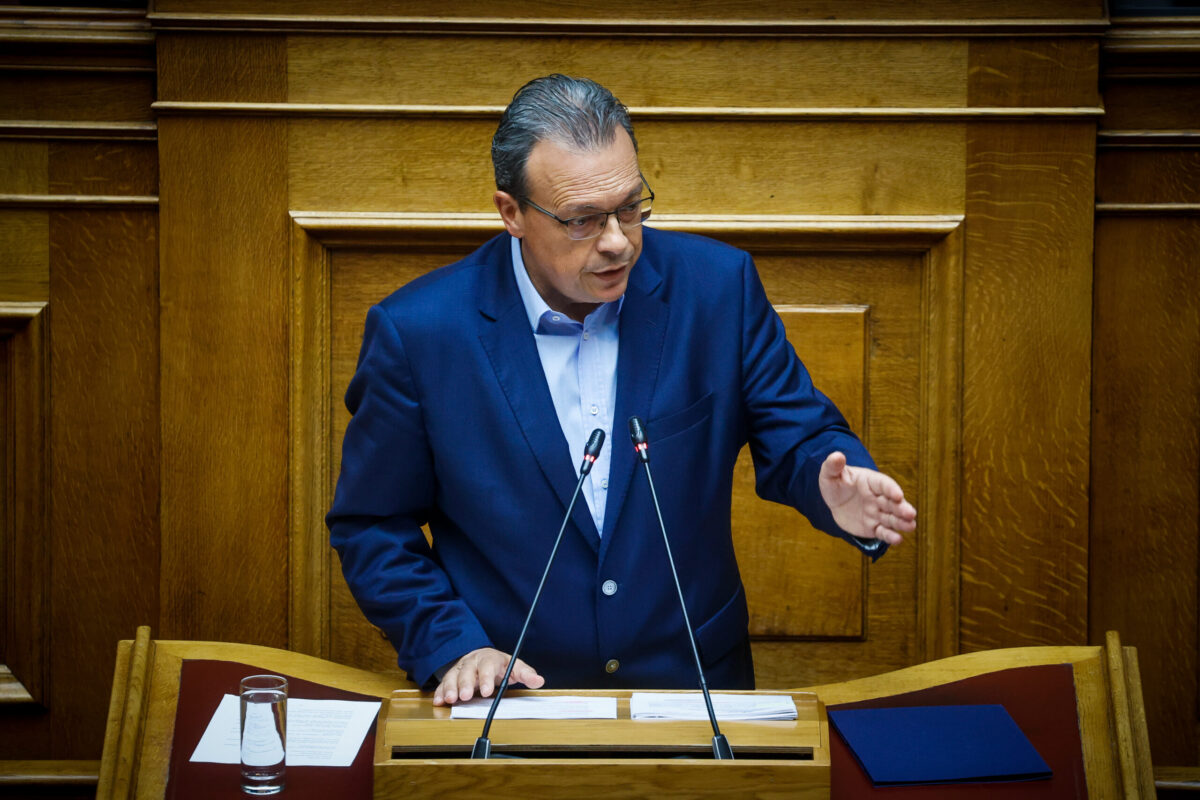 [362406] ΣΥΖΗΤΗΣΗ ΣΤΗΝ ΟΛΟΜΕΛΕΙΑ ΤΗΣ ΒΟΥΛΗΣ ΓΙΑ ΤΙΣ ΠΡΟΓΡΑΜΜΑΤΙΚΕΣ ΔΗΛΩΣΕΙΣ ΤΗΣ ΚΥΒΕΡΝΗΣΗΣ / 3η ΗΜΕΡΑ  (ΚΟΝΤΑΡΙΝΗΣ ΓΙΩΡΓΟΣ /EUROKINISSI)