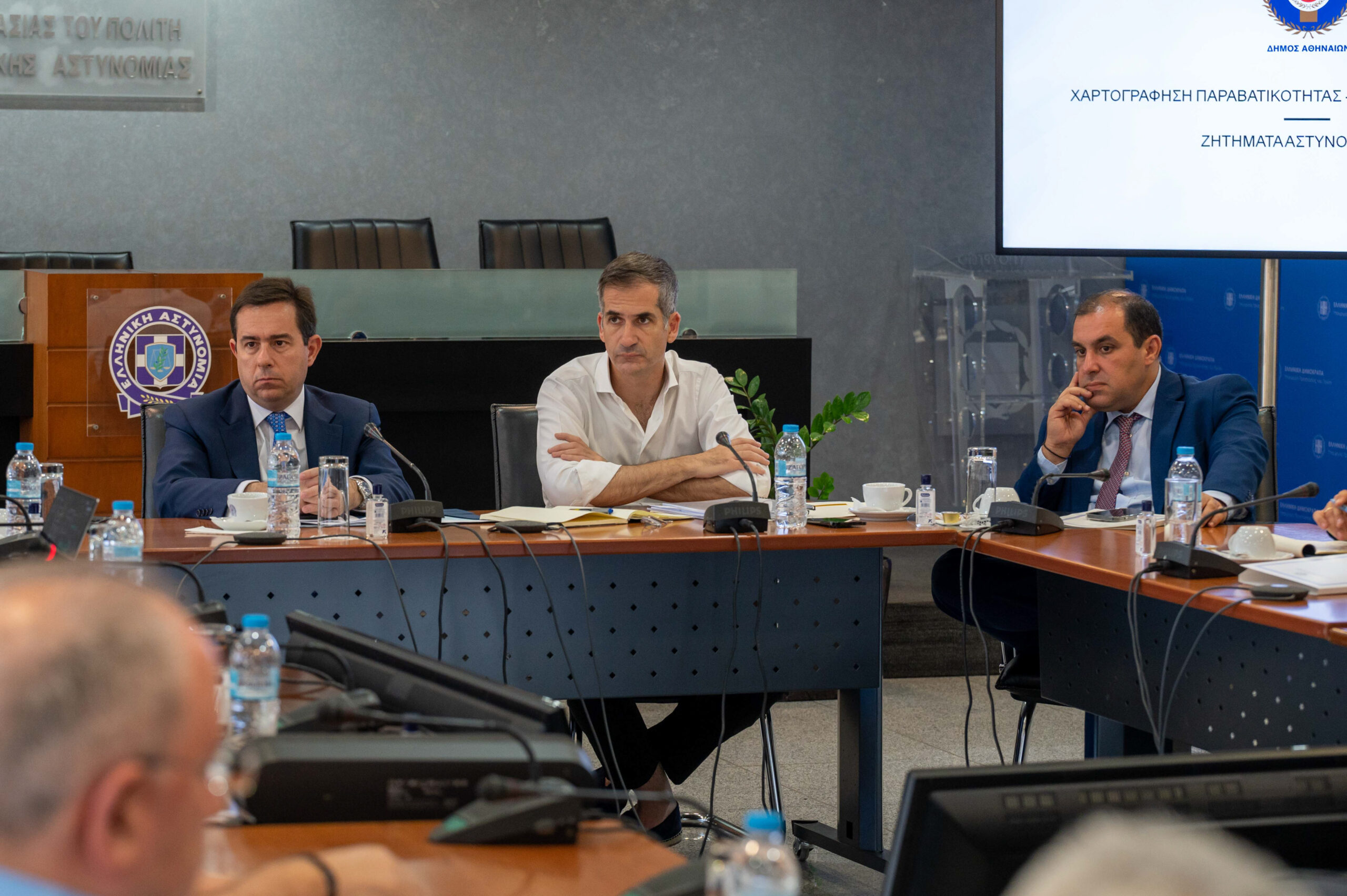 Ν. Μηταράκης σε Κ. Μπακογιάννη: Δίνουμε έμφαση στην πρόληψη και αντιμετώπιση της παραβατικότητας στην Αθήνα