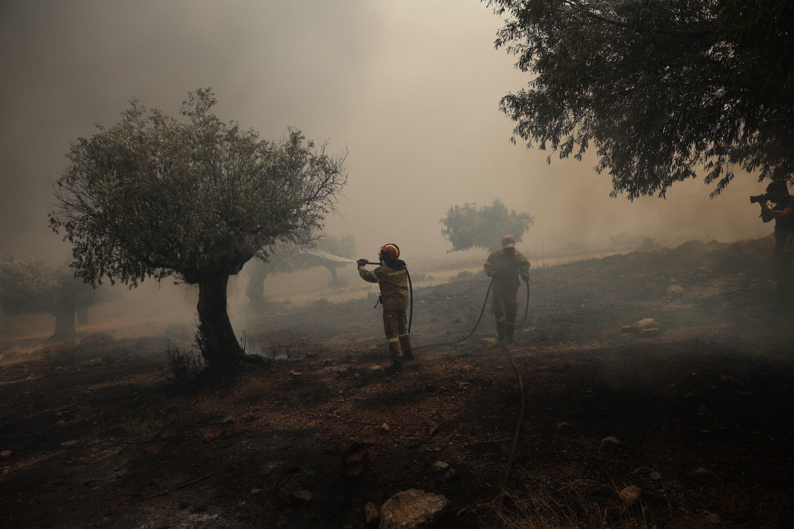 ΠΟΕ-ΟΤΑ: Οι εργαζόμενοι στην Τοπική Αυτοδιοίκηση δίνουν τη μάχη τους στην κατάσβεση των πυρκαγιών