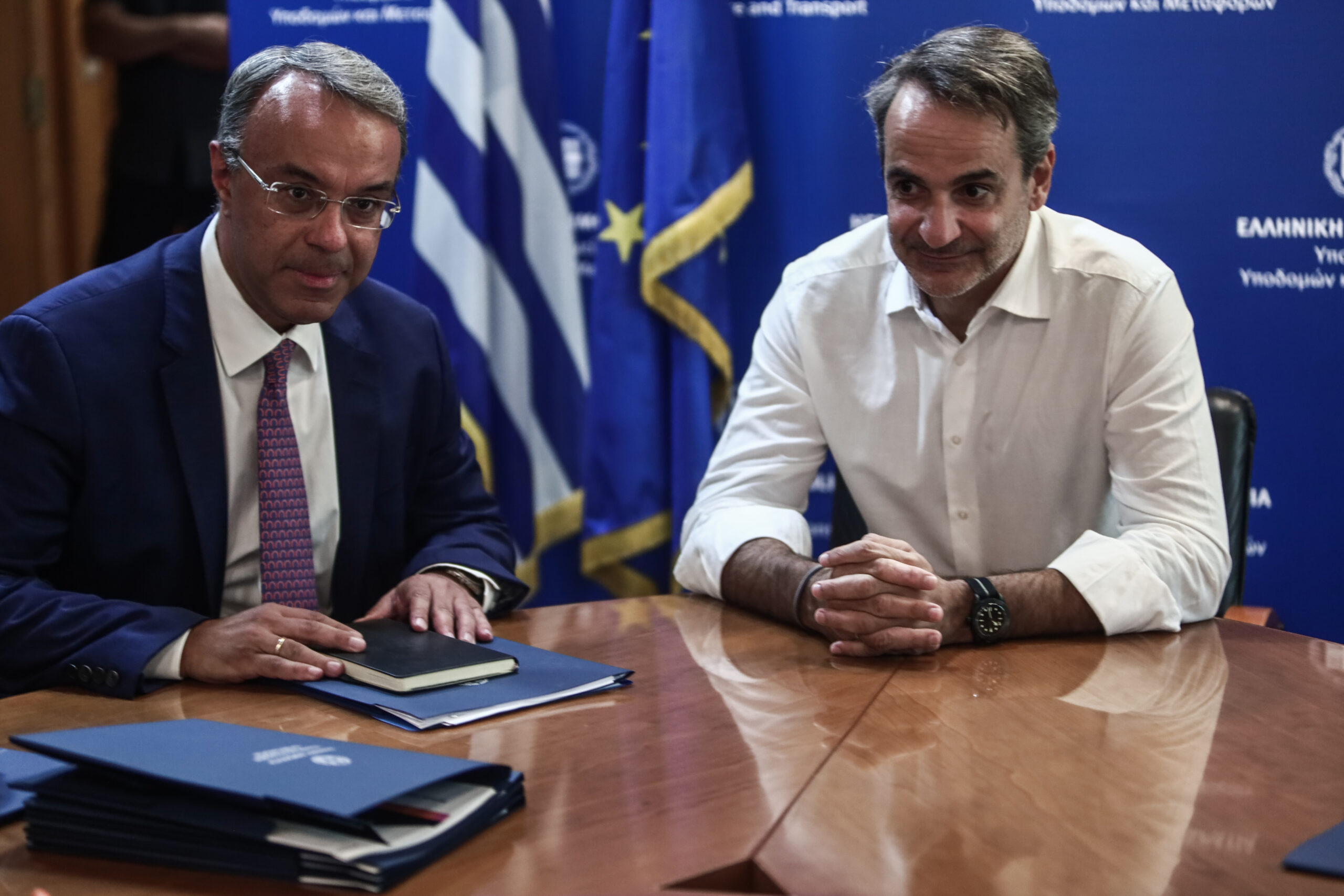 [362630] ΕΠΙΣΚΕΨΗ ΤΟΥ ΠΡΩΘΥΠΟΥΡΓΟΥ ΚΥΡΙΑΚΟΥ ΜΗΤΣΟΤΑΚΗ ΣΤΟ ΥΠΟΥΡΓΕΙΟ ΜΕΤΑΦΟΡΩΝ     (ΚΩΣΤΑΣ ΤΖΟΥΜΑΣ/EUROKINISSI)