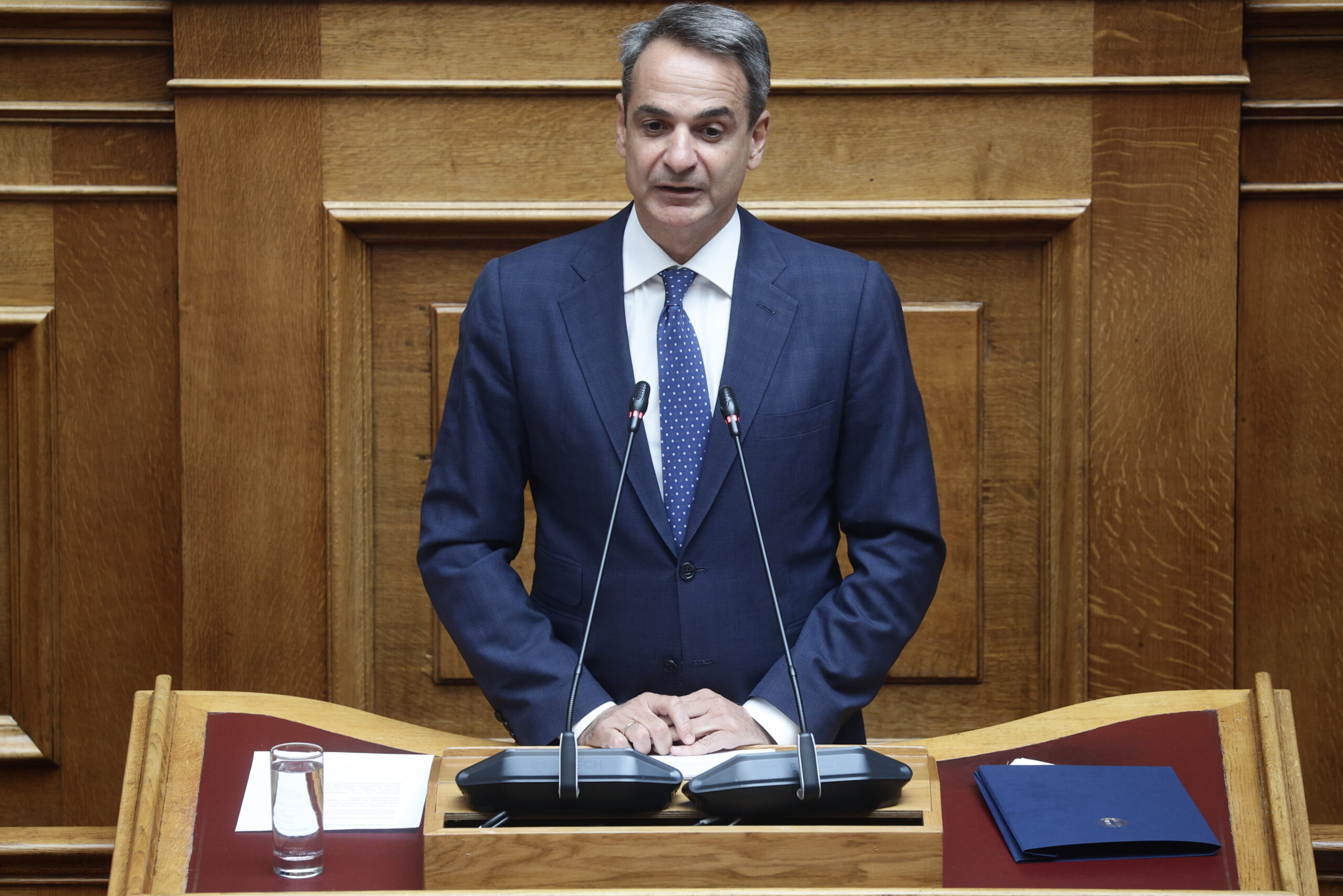 Μητσοτάκης στη Βουλή για την ψήφο των Ελλήνων του εξωτερικού: Κίνηση πατριωτική, πρωτοβουλία βαθιά εκσυγχρονιστική