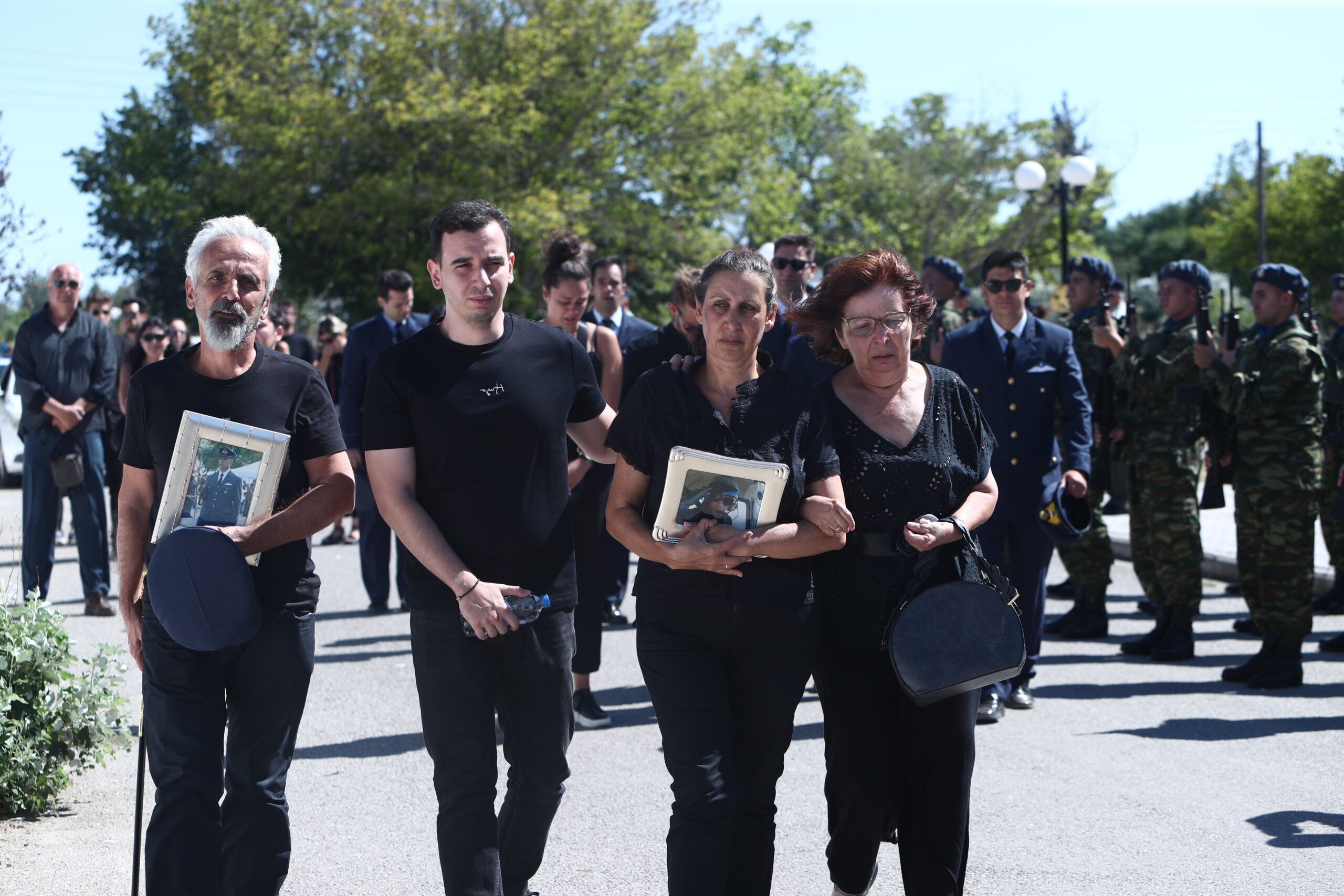 [362712] ΚΗΔΕΙΑ ΤΟΥ ΑΝΘΥΠΟΣΜΗΝΑΓΟΥ ΠΕΡΙΚΛΗ ΣΤΕΦΑΝΙΔΗ ΣΤΟ ΚΙΛΚΙΣ(ΒΑΣΙΛΗΣ ΒΕΡΒΕΡΙΔΗΣ/ΜΟΤΙΟΝΤΕΑΜ)