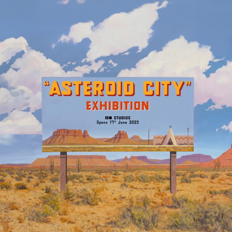 Μία έκθεση – προσομοίωση της ταινίας «Asteroid City» στο Λονδίνο