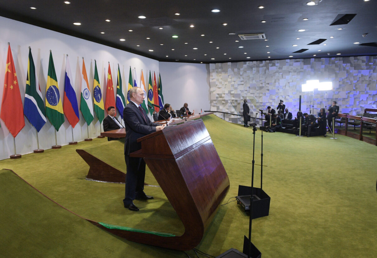 Νότια Αφρική: Τουλάχιστον 20 χώρες θέλουν να ενταχθούν στην BRICS