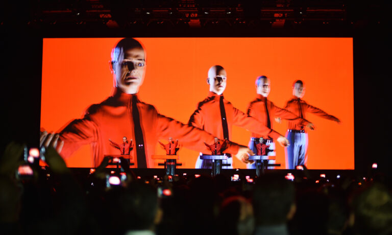 Οι Kraftwerk για πρώτη φορά στο Ηρώδειο