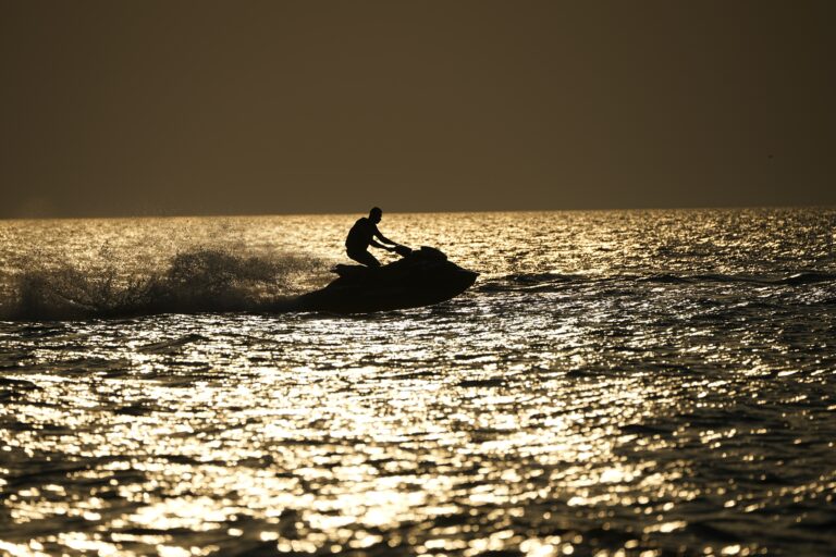 Λευκάδα: Τραυματισμός 50χρονου σε ατύχημα με τζετ σκι