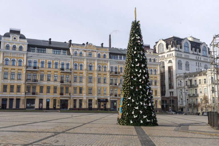 Η Ουκρανία θα γιορτάζει πλέον τα Χριστούγεννα στις 25 Δεκεμβρίου