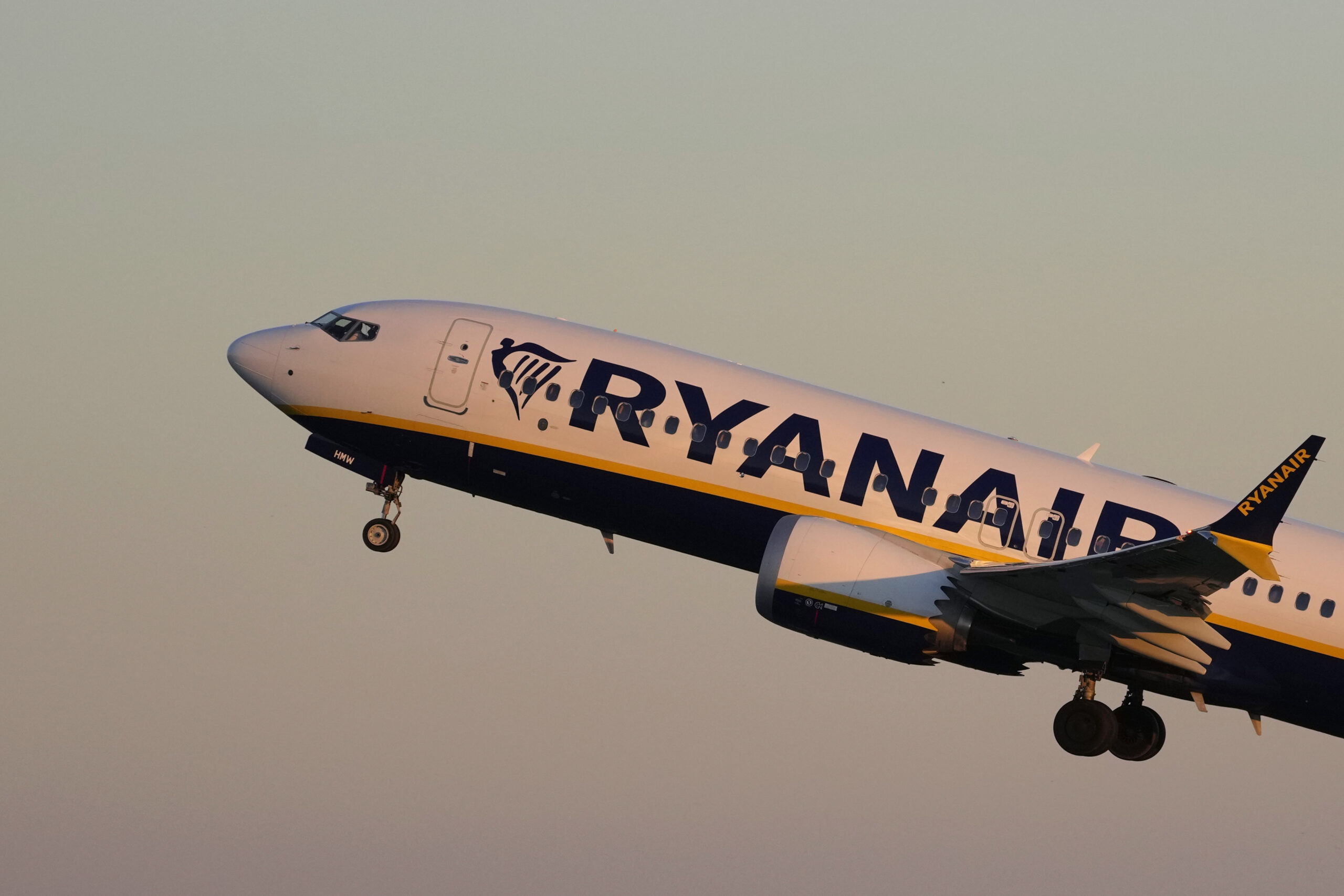 Ryanair: Οι Βέλγοι πιλότοι θα απεργήσουν εντός Ιουλίου