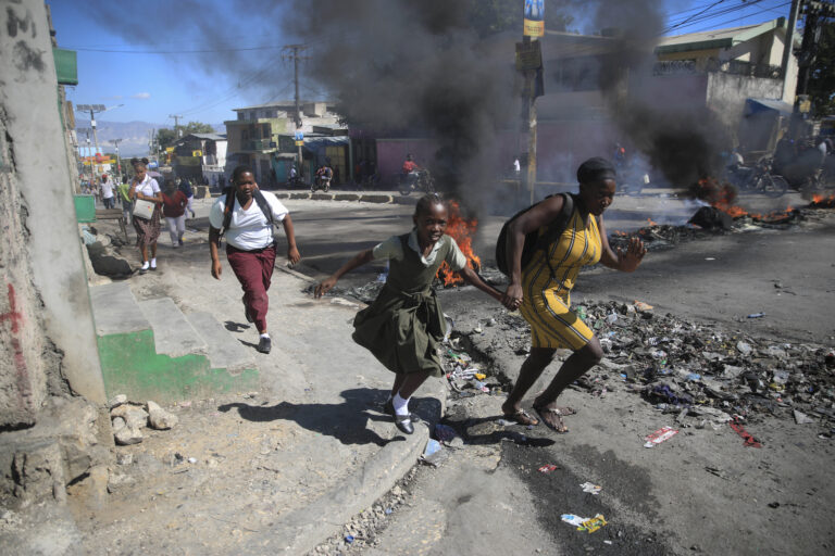 Η Κένυα προτίθεται να στείλει 1.000 αστυνομικούς και να ηγηθεί πολυεθνικής δύναμης στην Αϊτή