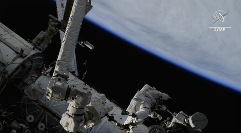 NASA: Έχασε την επικοινωνία με το Διεθνή Διαστημικό Σταθμό – Βοήθεια από τους Ρώσους