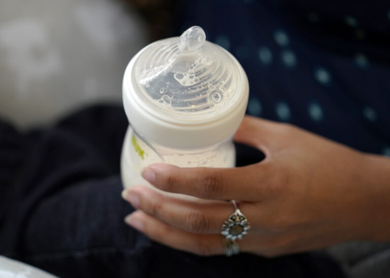 ΗΠΑ: 17χρονη μητέρα έδωσε στο 9 μηνών βρέφος της γάλα με φαιντανύλη γιατί ήθελε να ξεκουραστεί