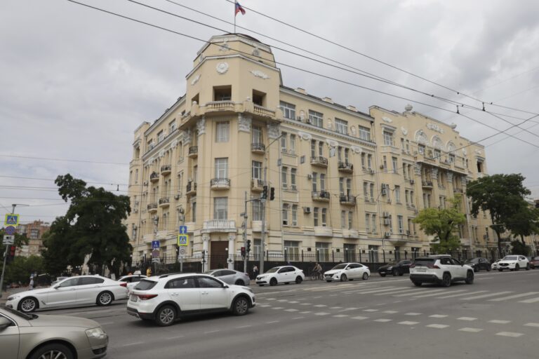 Αύξηση πωλήσεων αυτοκινήτων στη Ρωσία – Τα πρωτεία στις πωλήσεις κατέκτησε η «Lada»