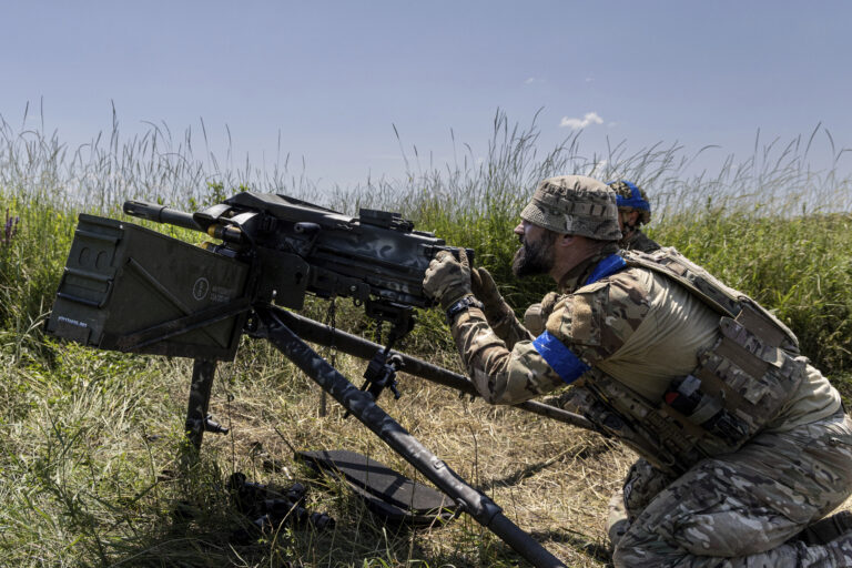 Γερμανία: Η στρατιωτική βοήθεια προς την Ουκρανία ενισχύει τις εξαγωγές όπλων