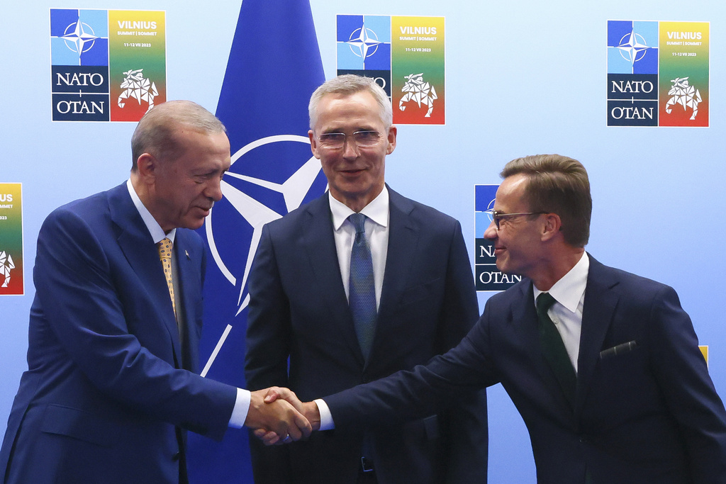 Η Τουρκία συμφώνησε να στηρίξει την υποψηφιότητα της Σουηδίας στο ΝΑΤΟ – Για «ιστορικό βήμα» μιλά ο Στόλτενμπεργκ