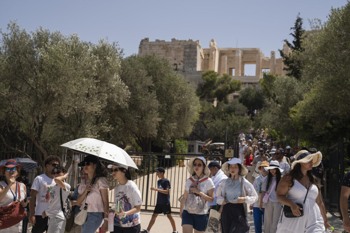 Στα 5,76 εκατ. ο αριθμός των τουριστών στο πεντάμηνο Ιανουαρίου- Μαΐου