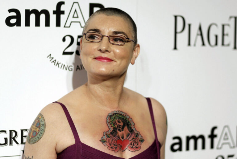 Sinead O’Connor: Τα τελευταία αντίο σε μια βασανισμένη ψυχή