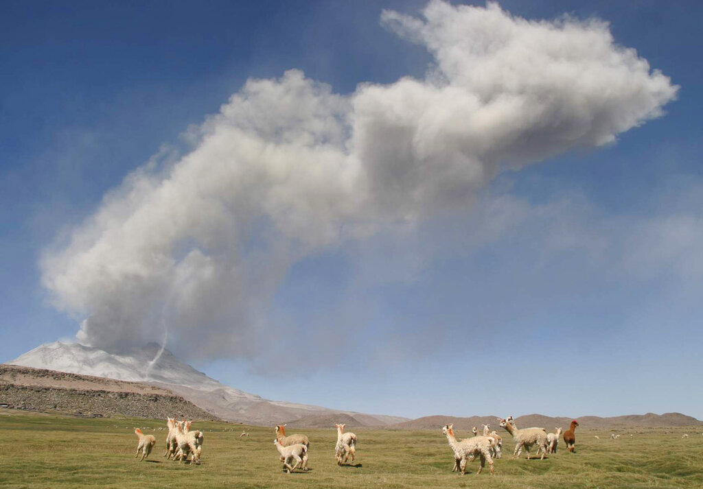 PERU VOLCANO