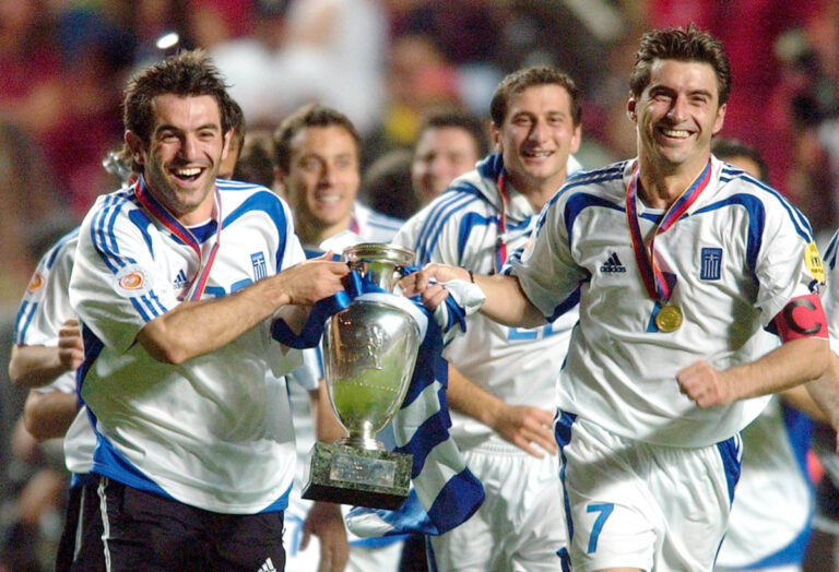 Euro 2004: Ο τότε πρόεδρος της ΕΠΟ στο πρώτο πρόγραμμα για την κατάκτηση του Ευρωπαϊκού πρωταθλήματος