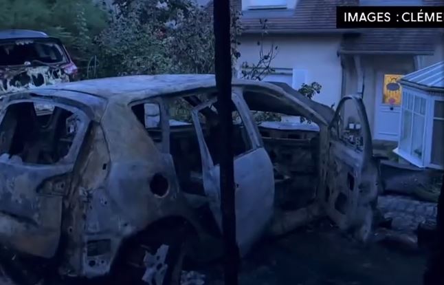 Ταραχές στη Γαλλία: Εμβόλισαν με κλεμμένο ΙΧ το σπίτι δημάρχου – Νοσηλεύονται τραυματισμένοι η σύζυγος και το ένα του παιδί