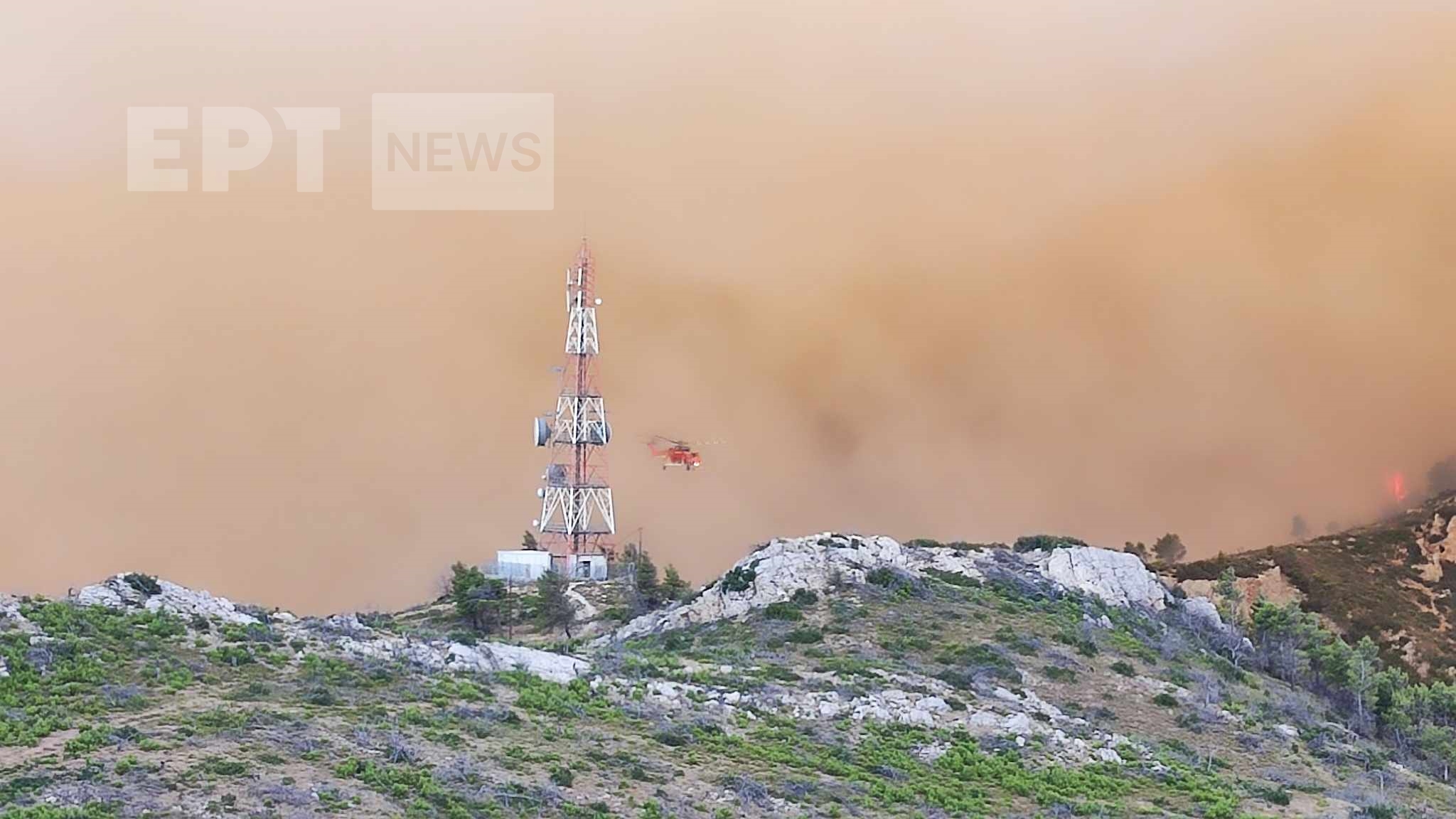 Φωτιές: Στα Δερβενοχώρια το μεγαλύτερο μέτωπο, κινείται προς Μαγούλα – Εικόνες από το σημείο