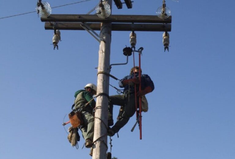 Ένωση Τεχνικών ΔΕΗ: Aναγκαία η λήψη μέτρων για εργασίες σε συνθήκες καύσωνα