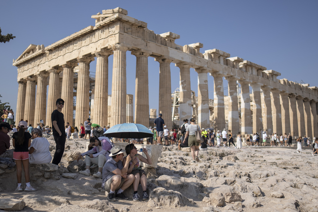 Καθ. Περιβαλλοντικής Χημείας: Σταθήκαμε τυχεροί που οι άνεμοι δεν μετέφεραν τα αποκαΐδια στις πόλεις – Εκρηκτικό το μείγμα ρύπων