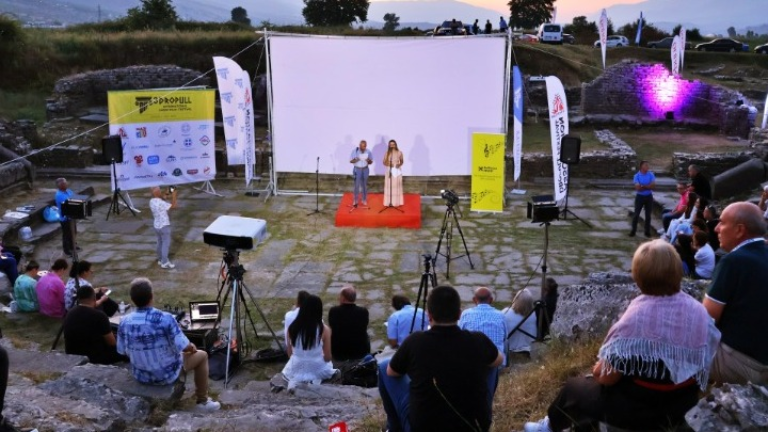 Αυλαία για το 3ο Διεθνές Φεστιβάλ Ταινιών Μικρού Μήκους Δερόπολης – Τα βραβεία