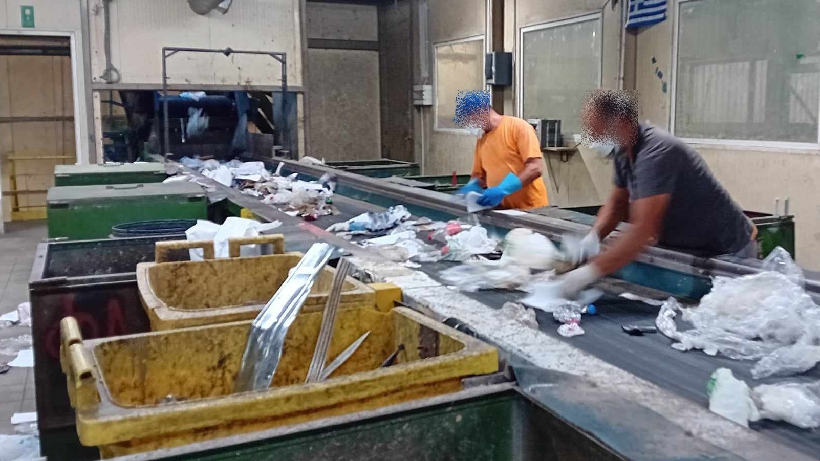 Φρίκη στα Χανιά: Από το Ρέθυμνο η μεταφορά του διαμελισμένου σώματος που εντοπίστηκε στο εργοστάσιο της ΔΕΔΙΣΑ