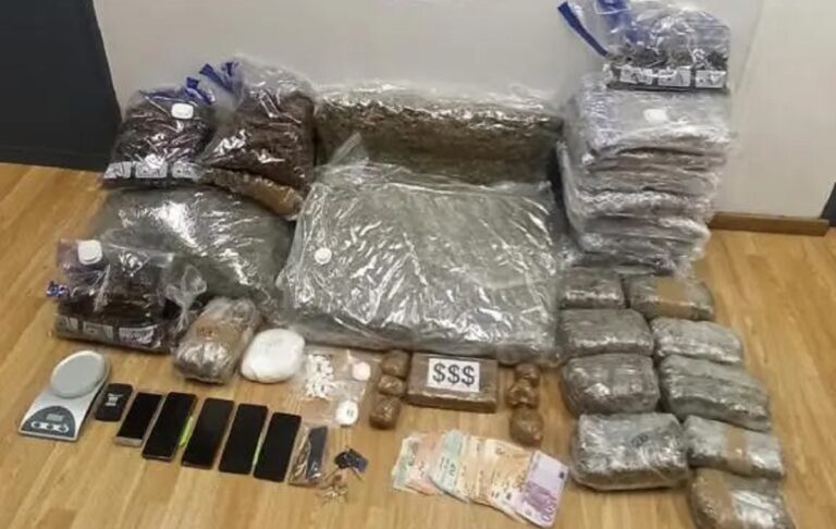 Δύο συλλήψεις για διακίνηση μεγάλων ποσοτήτων ναρκωτικών σε Δυτική Αττική και Πειραιά