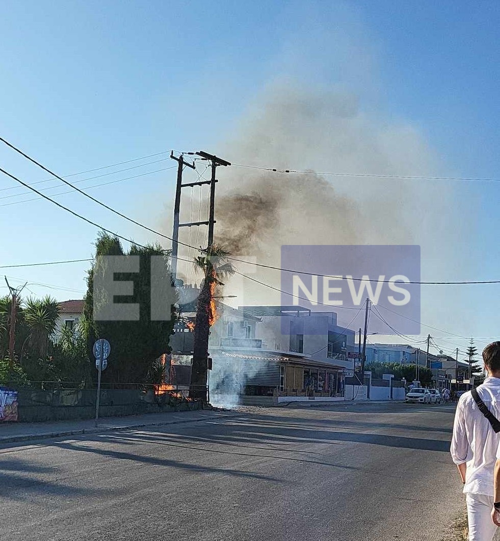 Ζάκυνθος: Φωτιά σε πυλώνα της ΔΕΗ στον Λαγανά (βίντεο)