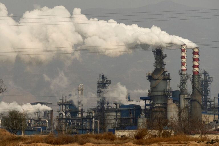 Αναθεώρησε ο Διεθνής Οργανισμός Ενέργειας: «Πέφτει» η παγκόσμια ζήτηση πετρελαίου