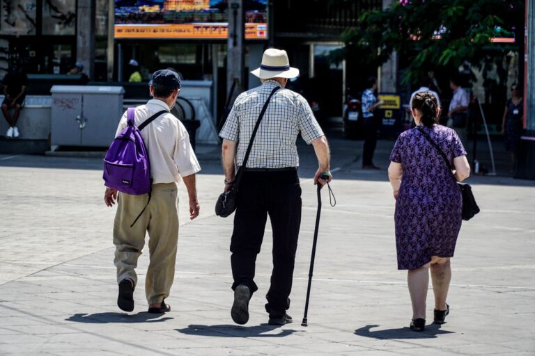 Καύσωνας Κλέων: Πώς να προστατευτείτε – Οδηγίες της Πολιτικής Προστασίας