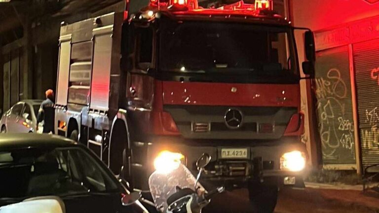 Πάτρα: Φωτιά σε εστιατόριο στο κέντρο της πόλης
