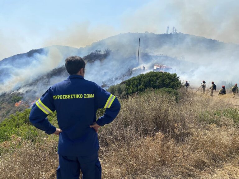 Σε κατάσταση συναγερμού για πυρκαγιές Αργολίδα και Κορινθία – Πολύ υψηλός ο κίνδυνος σε Αρκαδία, Μεσσηνία και Λακωνία