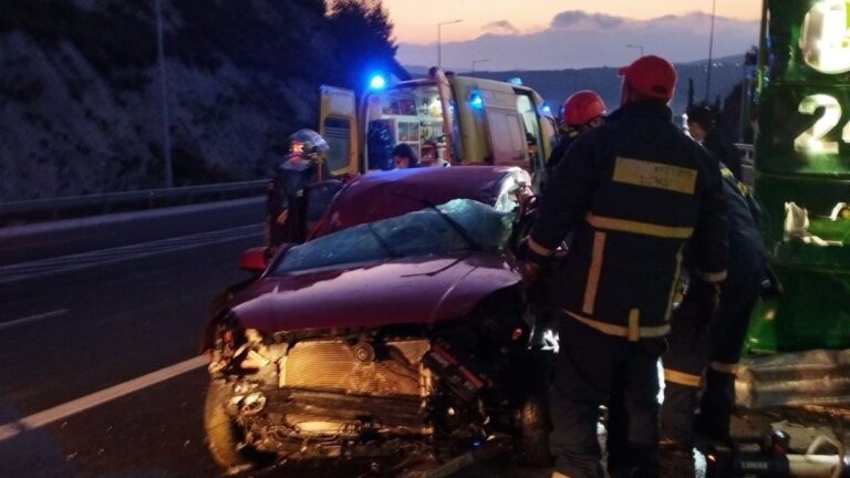 Ναύπλιο: Νεκρός 20χρονος σε τροχαίο δυστύχημα – Βρέθηκε ώρες μετά την ανατροπή του ΙΧ