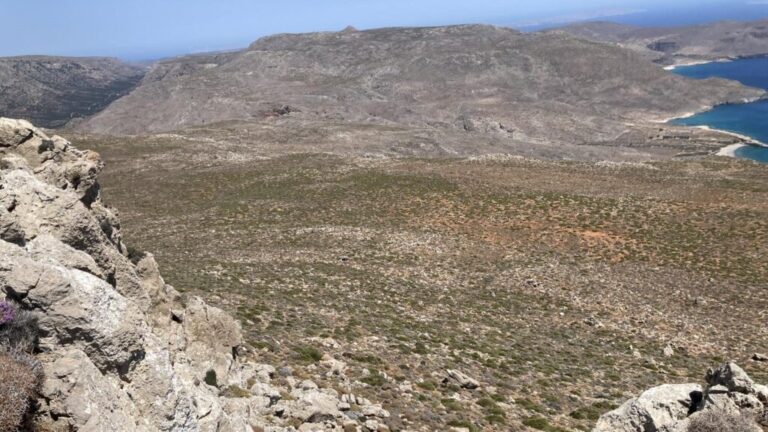Σητεία: Νεκρός βρέθηκε ο 60χρονος Ιταλός που προσπάθησε να περάσει το φαράγγι των Χοχλακιών (βίντεο)