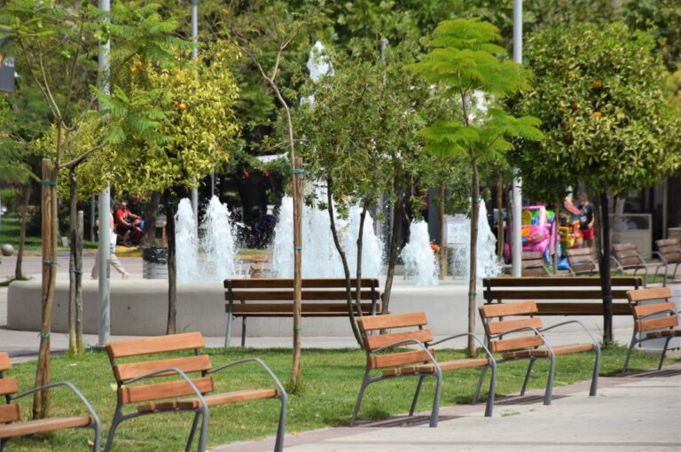 Καλαμάτα: Σύσκεψη στο δημαρχείο και λήψη μέτρων ενόψει καύσωνα