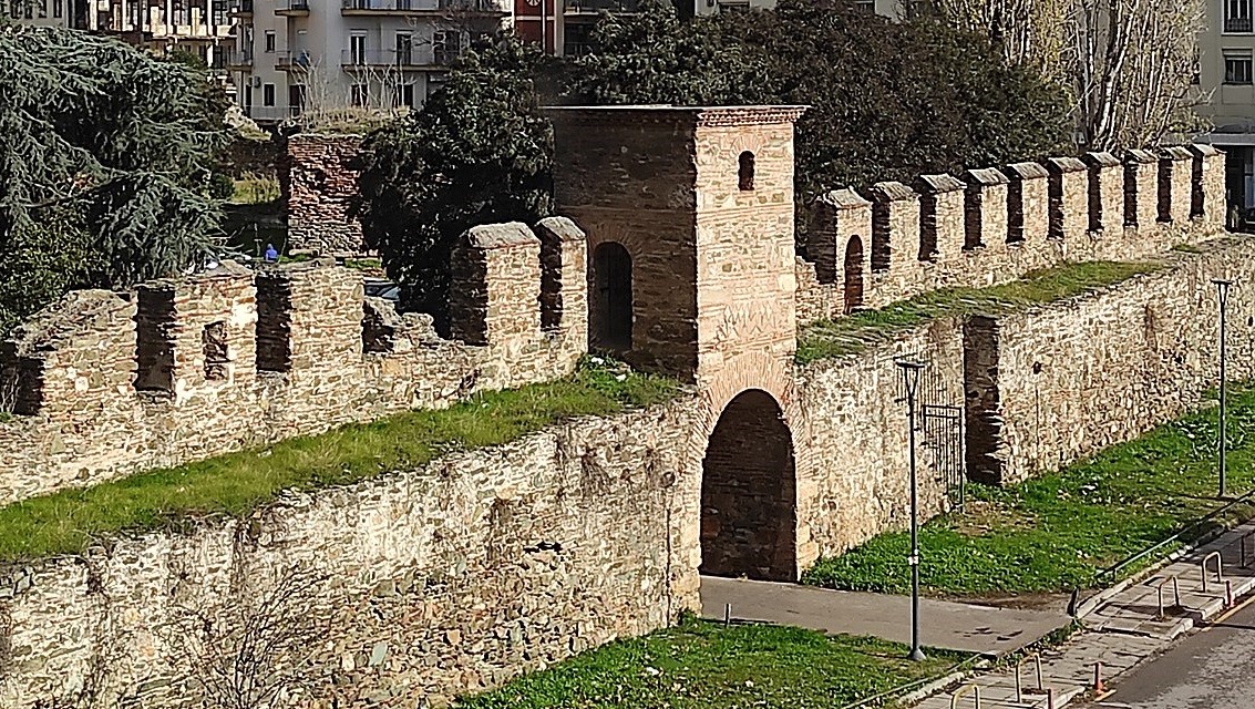 Περιήγηση στα δυτικά τείχη της πόλης από το Σωματείο Φίλων Ιστορικού Κέντρου Θεσσαλονίκης
